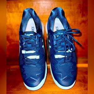 Gel-Resolution Women’s Shoes Size 8 Wide